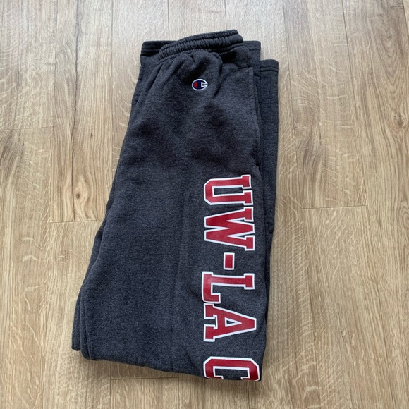 Champion Pants - UW La Crosse Uni -sex Sweatpants